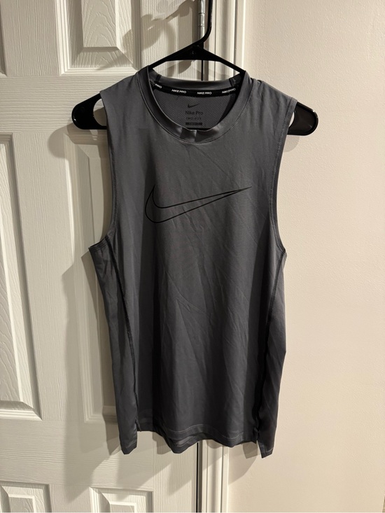 Nike Other - Nike pro gray tank top
